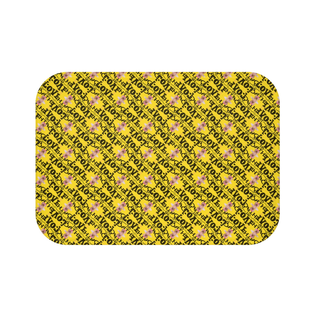Love to Bathe Terrier Dog with Yellow and Black Facade patterned Bath Mat
